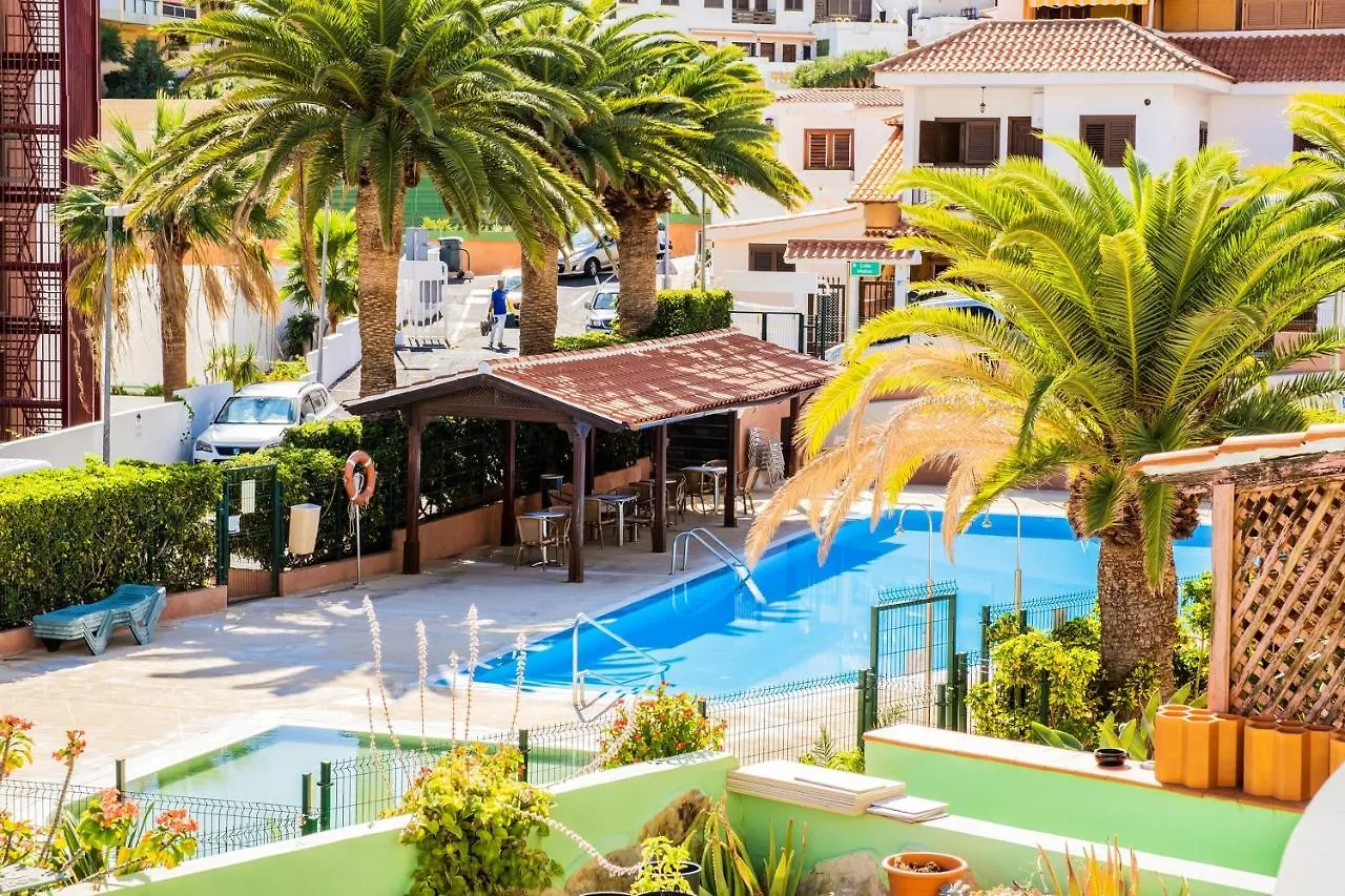 Live Caletillas Taunus Candelaria 0*,  Spain